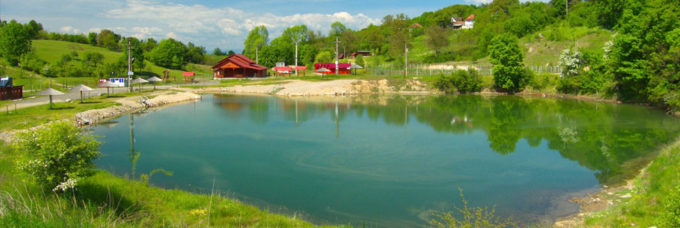 Cazare la casute Lacul Batran